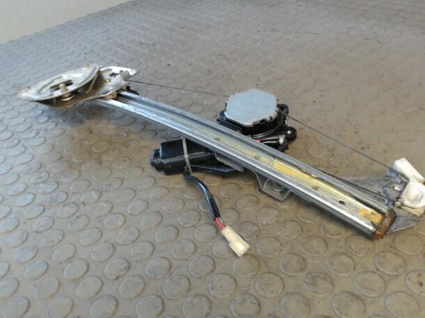 Foto: FENSTERHEBER ELEKTRISCH VORN RECHTS eines Ford Probe 24V