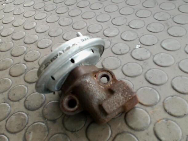 Foto: ABGASRÜCKFÜHRUNGSVENTIL eines Ford Mondeo Turnier V6