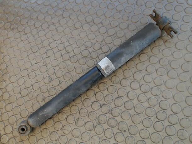 Foto: STOSSDÄMPFER HINTEN LINKS eines Ford Escort Turnier 16V