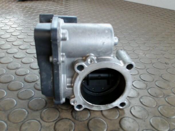 Foto: DROSSELKLAPPENSTUTZEN VDO eines Seat Ibiza 1.4 16V