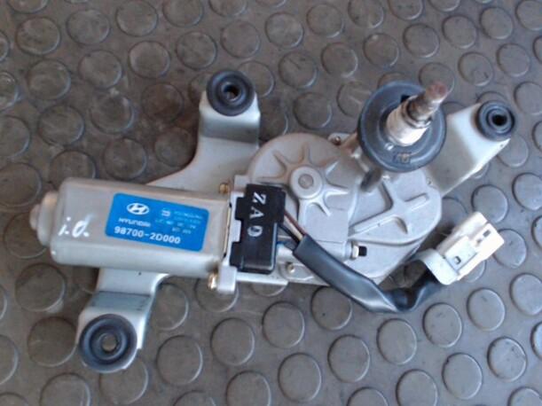 Foto: SCHEIBENWISCHERMOTOR HINTEN eines Hyundai Elantra 2.0i CRDi Sunnyboy