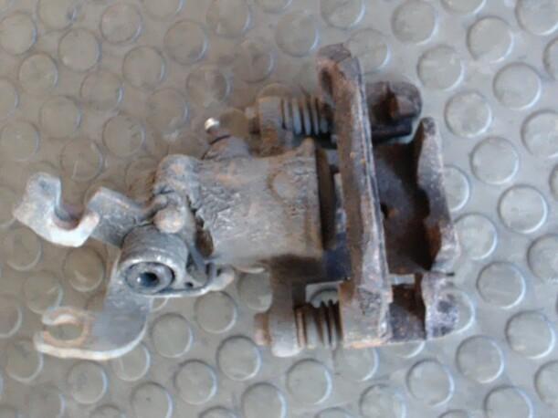 Foto: BREMSSATTEL HINTEN RECHTS eines Hyundai Elantra 2.0i CRDi Sunnyboy