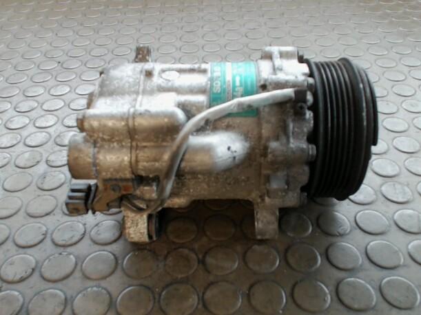 Foto: KOMPRESSOR KLIMAANLAGE eines VW Polo 60 Sunnyboy