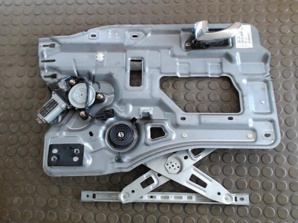 Foto: FENSTERHEBER HINTEN LINKS eines Hyundai Santa Fe 2.0 CRDi VGT 4WD GL