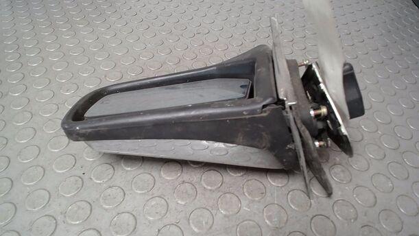 Foto: AUSSENSPIEGEL MECHANISCH VERSTELLBAR LINKS eines MERCEDES-BENZ 230E