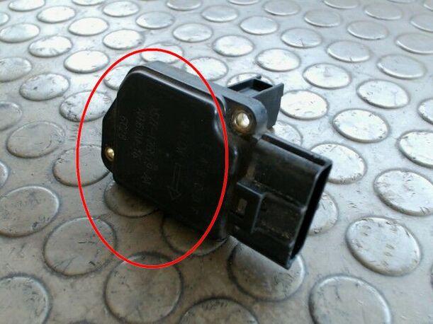 Foto: LUFTMASSENMESSER eines Ford Mondeo 2.0 Turnier TDCi DPF