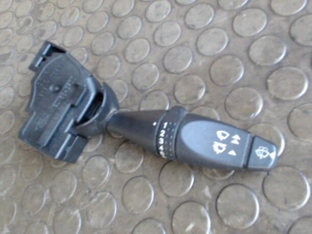 Foto: SCHEIBENWISCHERSCHALTER eines Ford Mondeo 2.0 Turnier TDCi CD