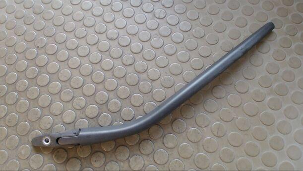 Foto: SCHEIBENWISCHERARM HINTEN eines Ford Ka CLX
