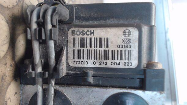 Foto: HAUPTBREMSAGGREGAT ABS eines Saab 900 2.0i
