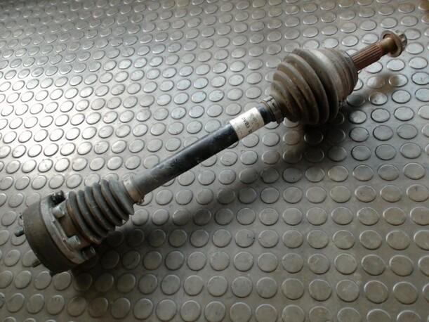 Foto: ANTRIEBSWELLE LINKS eines Seat Arosa 1.0 MPI Sunnyboy