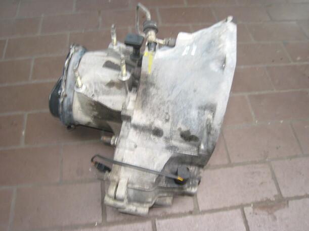 Foto: SCHALTGETRIEBE  YS6R7002AC eines Ford Fiesta DI