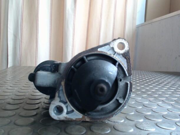 Foto: ANLASSER / STARTER  BOSCH eines Opel Omega 2.0
