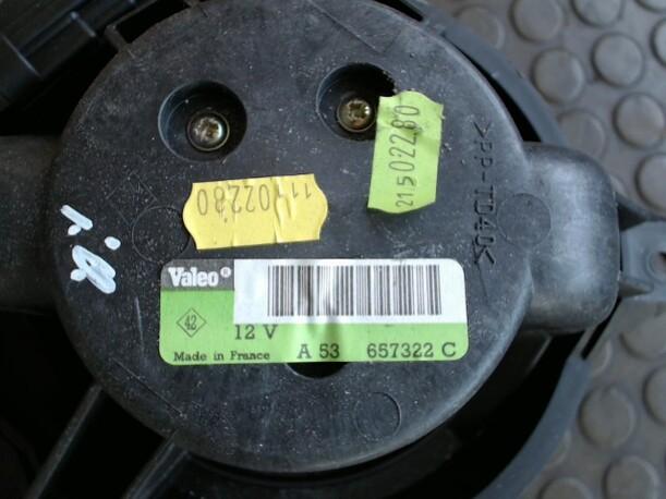 Foto: HEIZUNGSGEBLÄSE eines Renault Megane Scenic 1.6e