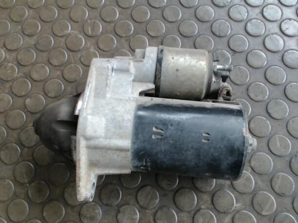 Foto: ANLASSER / STARTER  BOSCH eines Opel Omega Caravan 2.2 16 V Sunnyboy