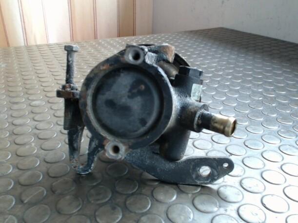 Foto: PUMPE SERVOLENKUNG eines Fiat Palio Weekend 75 CD
