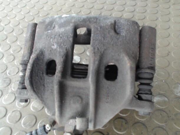 Foto: BREMSSATTELVORN LINKS eines Fiat Ulysse 2.0 Sunnyboy