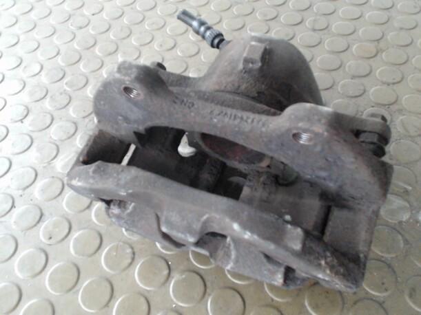 Foto: BREMSSATTELVORN LINKS eines Fiat Ulysse 2.0 Sunnyboy