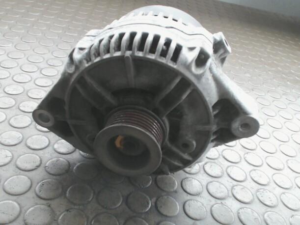 Foto: LICHTMASCHINE eines Opel Vectra 1.6 Caravan CD