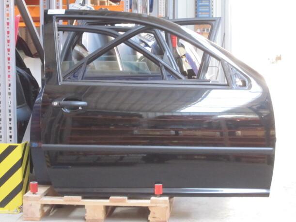 Foto: TÜR VORN RECHTS (2/3-Türer) eines VW Golf 1.6
