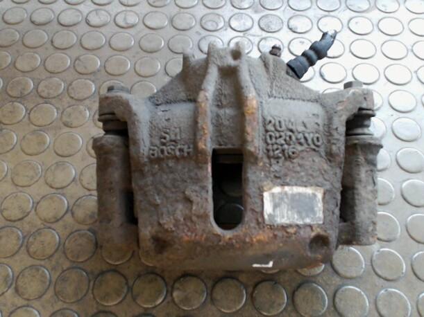 Foto: BREMSSATTEL VORNE LINKS eines Peugeot 206 CC 135 Sunnyboy