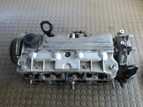 Foto: ZYLINDERKOPF eines Mazda 323 F 2.0 DITD GL