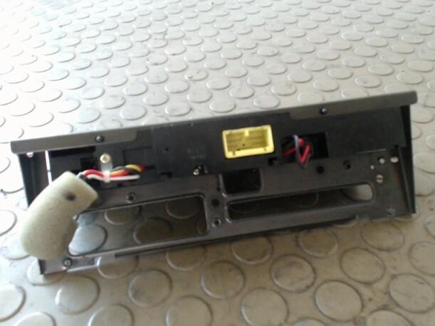 Foto: SCHALTEREINHEIT eines Honda Accord 2.0 Sunnyboy