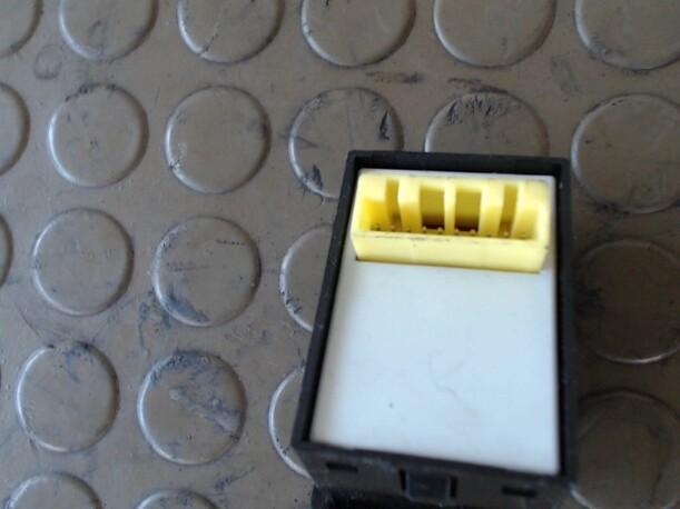 Foto: SCHALTER AUSSENSPIEGEL eines Honda Accord 2.0 Sunnyboy