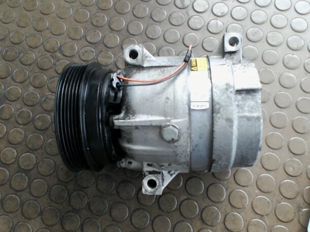 Foto: KOMPRESSOR KLIMAANLAGE eines Renault Scenic 1.6 16V Sunnyboy