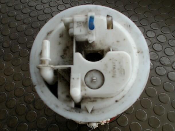 Foto: KRAFTSTOFFPUMPE eines Renault Scenic 1.6 16V Sunnyboy