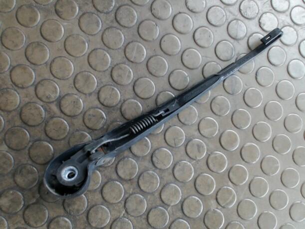 Foto: SCHEIBENWISCHERARM HINTEN eines VW Golf 1.4 CD