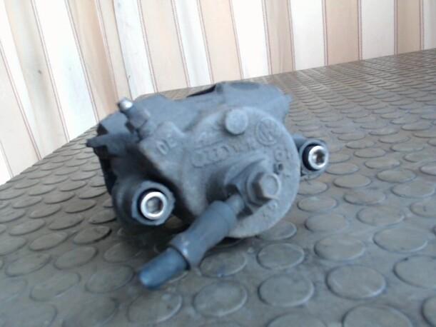 Foto: BREMSSATTEL VORN LINKS eines VW Polo 1.4 TDI Sunnyboy