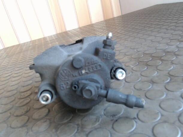 Foto: BREMSSATTEL VORN RECHTS eines VW Polo 1.4 TDI Sunnyboy