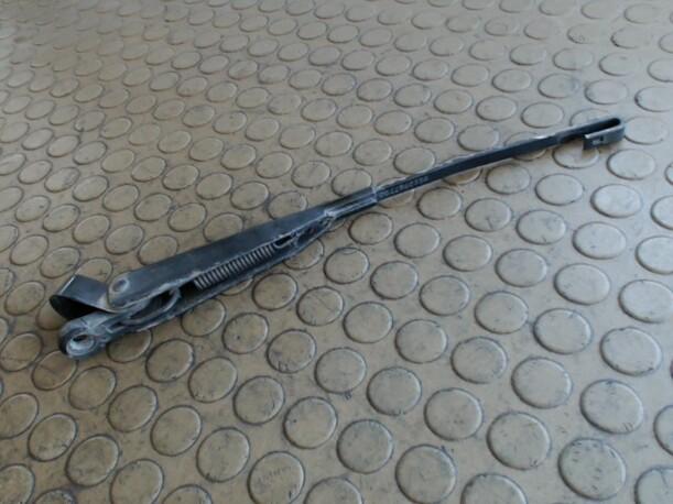 Foto: SCHEIBENWISCHERARM HINTEN eines Citroen Saxo 1.1 Sunnyboy