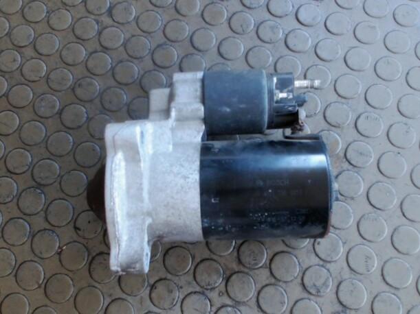 Foto: ANLASSER / STARTER BOSCH eines Citroen Saxo 1.1 Sunnyboy