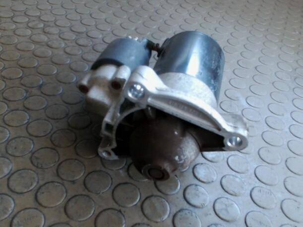 Foto: ANLASSER / STARTER BOSCH eines Citroen Saxo 1.1 Sunnyboy