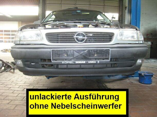 Foto: STOßFÄNGER / STOßSTANGE VORNE eines Opel Astra Sunnyboy