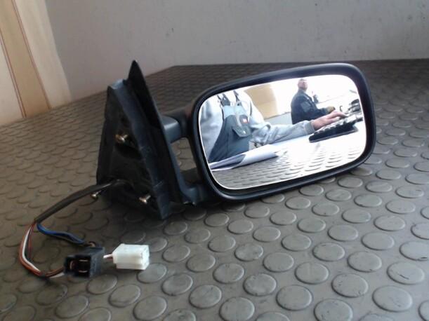 Foto: AUSSENSPIEGEL ELEKTR.VERSTELLB. RECHTS eines VW Passat Variant 1.8 GL