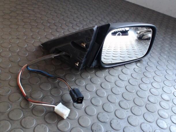 Foto: AUSSENSPIEGEL ELEKTR.VERSTELLB. RECHTS eines VW Passat Variant 1.8 GL