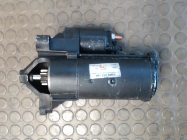 Foto: ANLASSER / STARTER  BOSCH eines Peugeot 405 Break DT GL