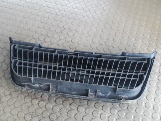 Foto: KÜHLERGRILL eines Hyundai Matrix 1.6 GL