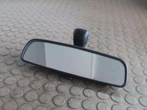Foto: INNENSPIEGEL eines Hyundai Matrix 1.6 GL