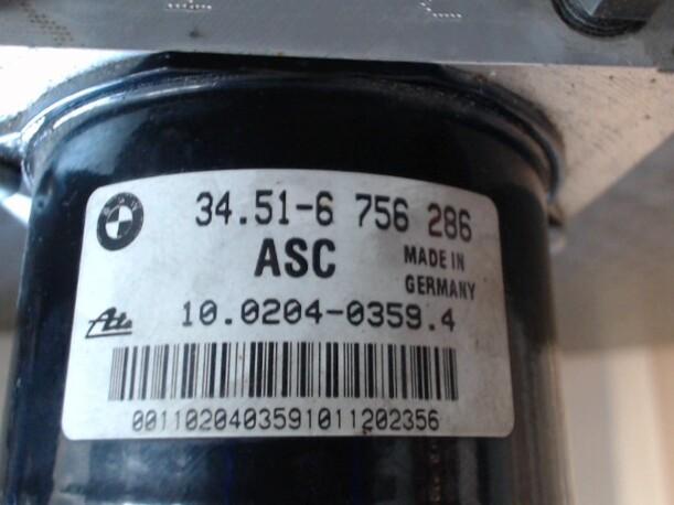 Foto: HAUPTBREMSAGGREGAT ABS eines BMW 318i GL