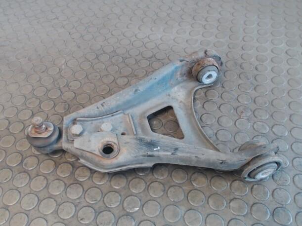 Foto: QUERLENKER VORN LINKS eines Renault Clio 1.2 Sunnyboy