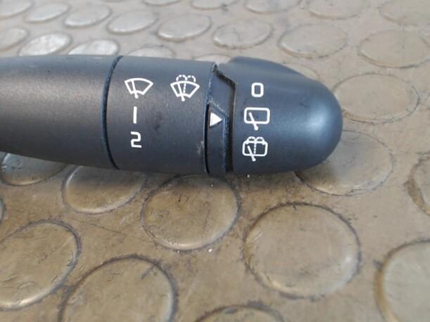Foto: SCHEIBENWISCHERSCHALTER eines Renault Clio 1.2
