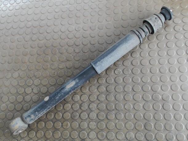 Foto: STOSSDÄMPFER HINTEN LINKS eines Renault Clio 1.2