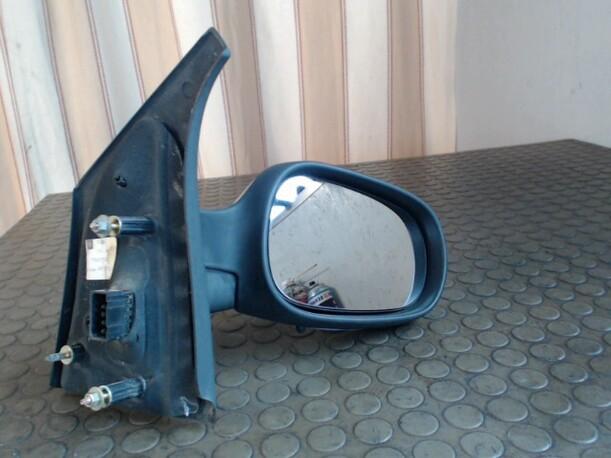 Foto: AUSSENSPIEGEL ELEKTRISCH VERSTELLBAR RECHTS eines Renault Scenic 1.6 16V GL
