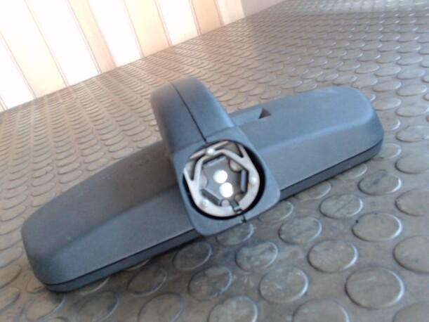 Foto: INNENSPIEGEL eines Rover 75 2.0 V6 GL
