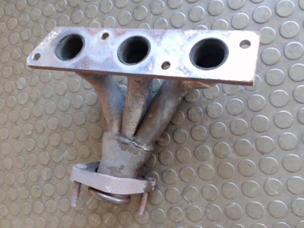 Foto: AUSPUFFKRÜMMER VORN eines Rover 75 2.0 V6 GL