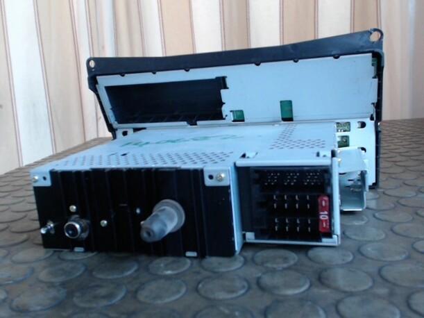 Foto: RADIO eines Rover 75 2.0 V6