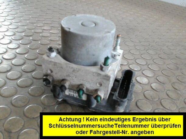 Foto: HAUPTBREMSAGGREGAT ABS eines Renault Clio 1.2 16V CD